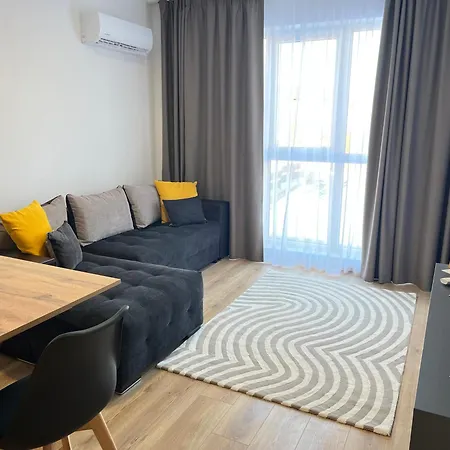 двустаен в младост Appartement *