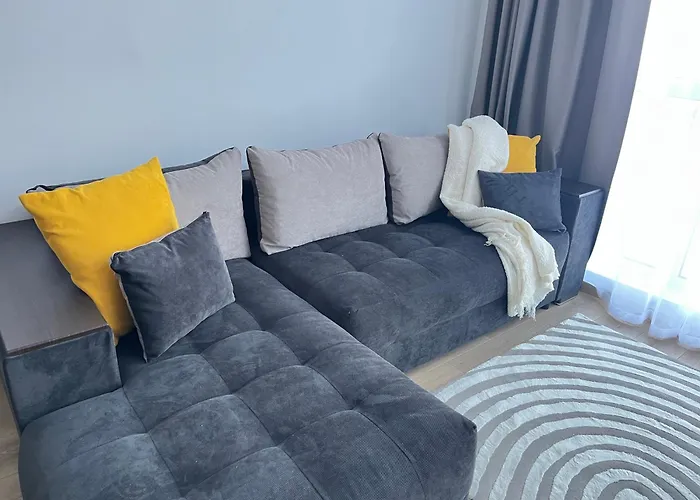 двустаен в младост Daire